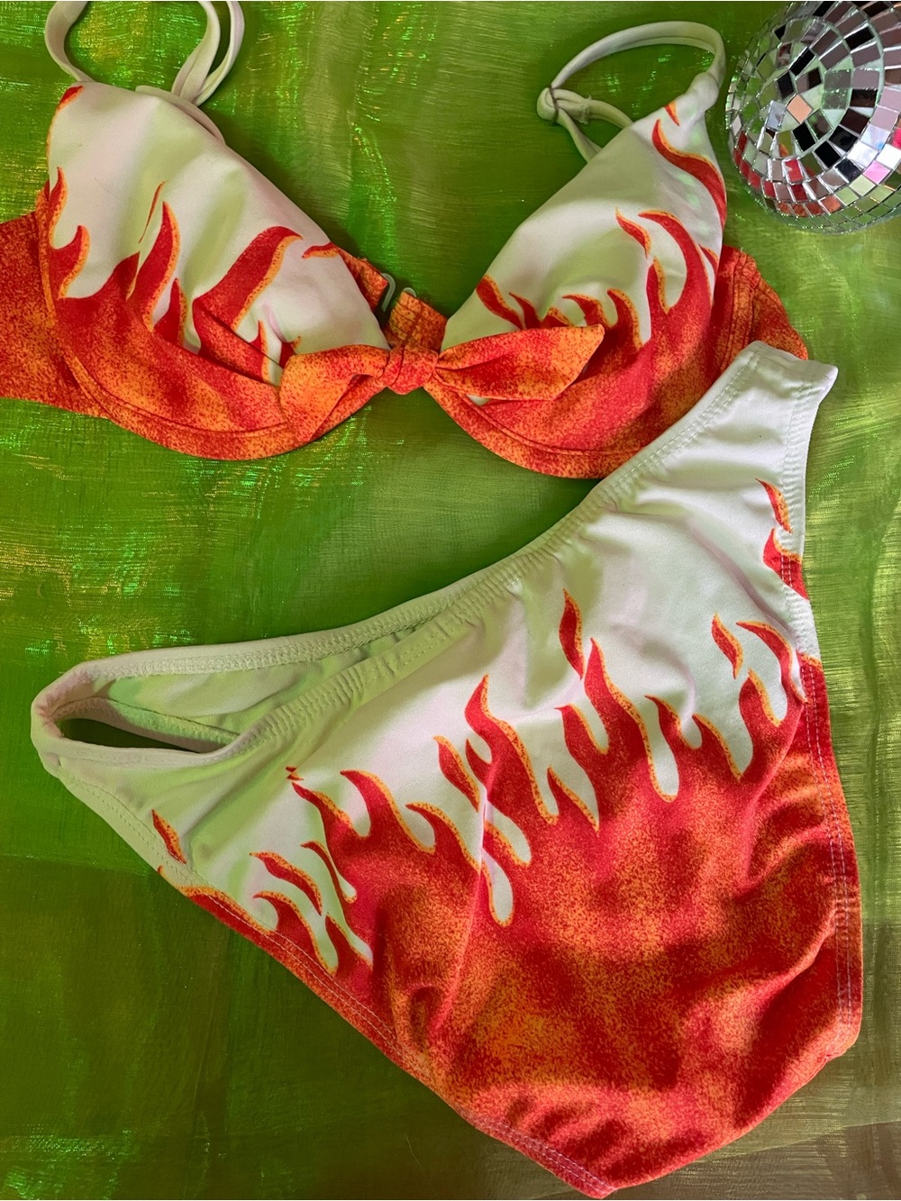 🔥 FLAME BIKINI 🔥 White & Orange Print Women's Bikini Set - Vibrant SEXY! - Picture 6 of 9